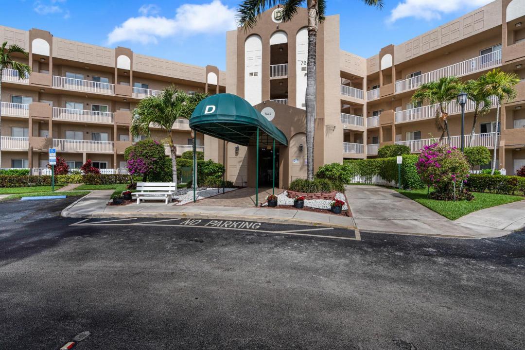 7647 Southampton Terrace 318, Tamarac, Flórida 33321, Estados Unidos
