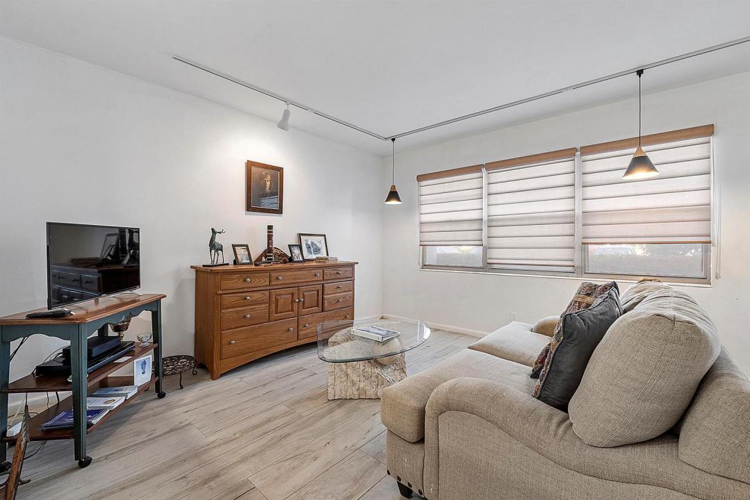 1012 Newport G, Deerfield Beach, Florida 33442, USA