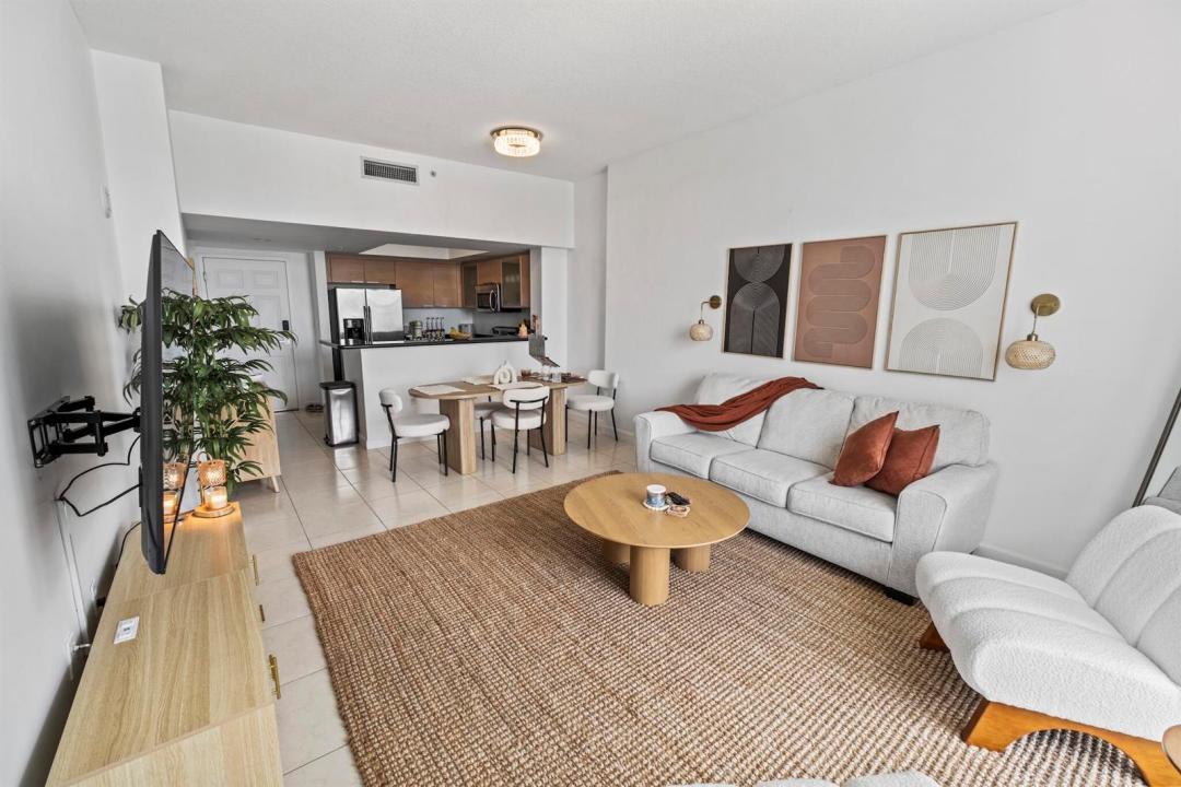140 S Dixie Highway 1002, Hollywood, Florida 33020, Stati Uniti