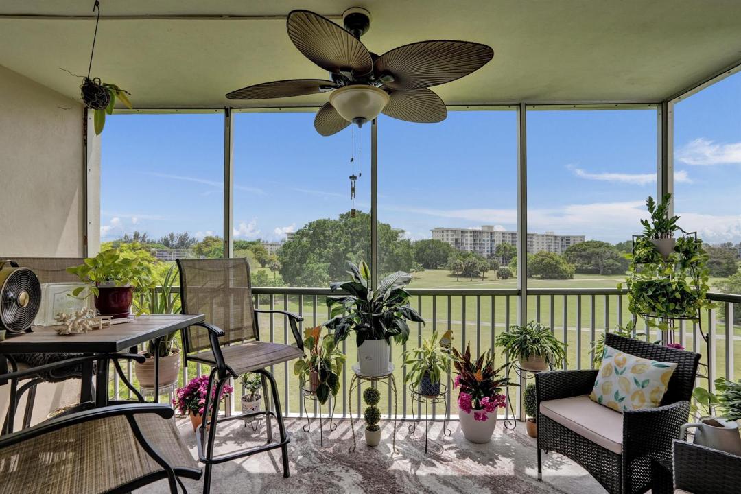 2850 N Palm Aire Drive 401, Pompano Beach, Floride 33069, États-Unis