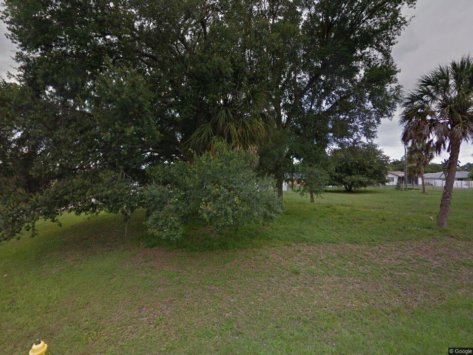 1533 Page Street, Port Charlotte, Floride 33952, États-Unis