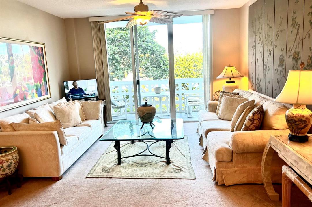 2840 S Ocean Boulevard 2210, Palm Beach, Florida 33480, Stati Uniti
