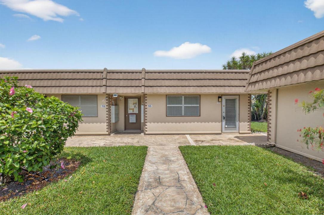 155 Seville G, Delray Beach, Florida 33446, USA