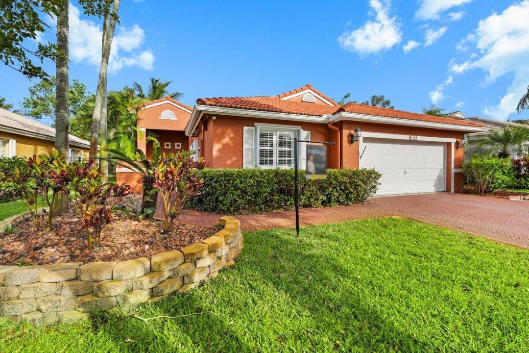 363 SW 161st Avenue, Pembroke Pines, Florida 33027, Stati Uniti