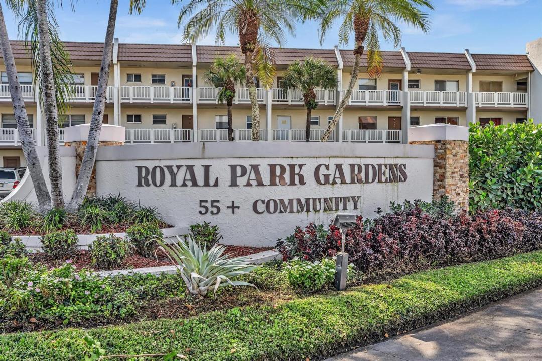 6670 Royal Palm Boulevard 110, Margate, Floride 33063, États-Unis