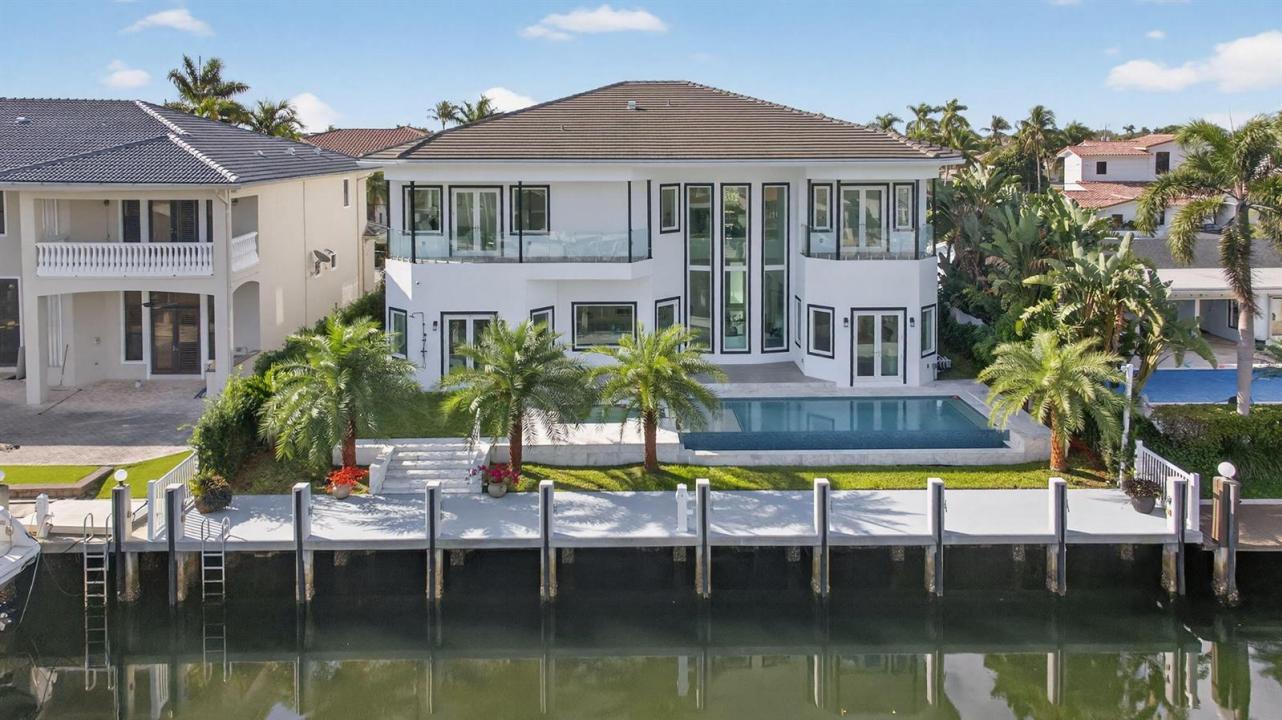 2641 NE 48th Street, Lighthouse Point, Florida 33064, USA