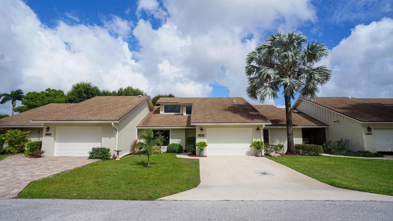 11894 Donlin Drive, Wellington, Florida 33414, USA