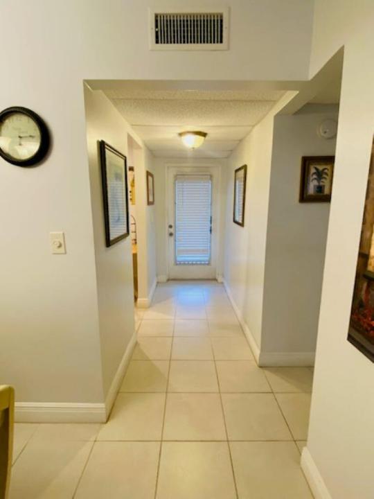 7817 Golf Cir Drive 210, Margate, Floride 33063, États-Unis