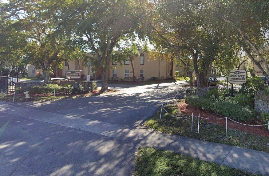 4221 NW 19th Street 285, Lauderhill, Florida 33313, Stati Uniti