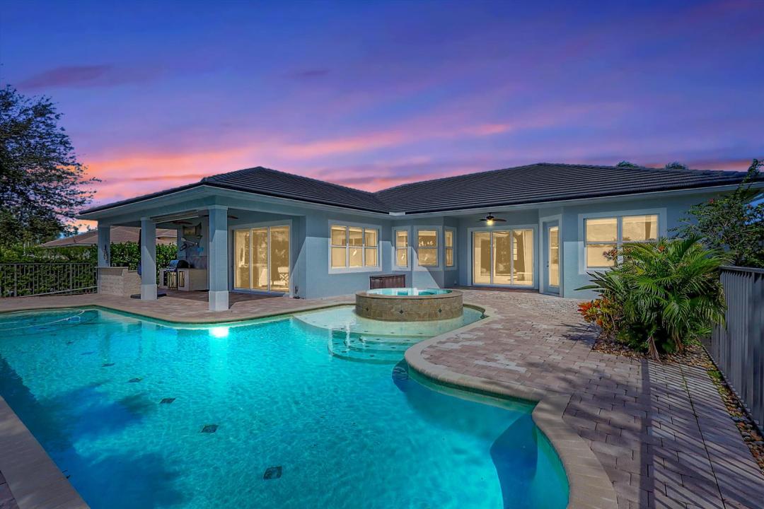 7186 SW Quiet River Court, Stuart, Flórida 34997, Estados Unidos