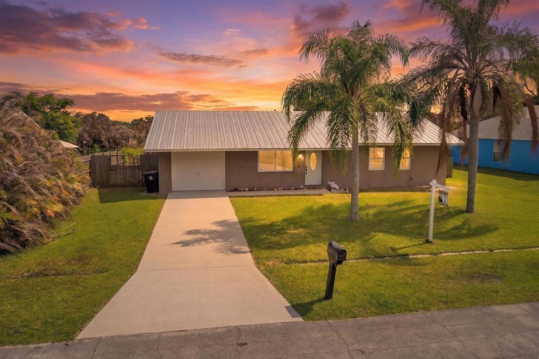 956 SE Browning Avenue, Port St. Lucie, Floride 34983, États-Unis
