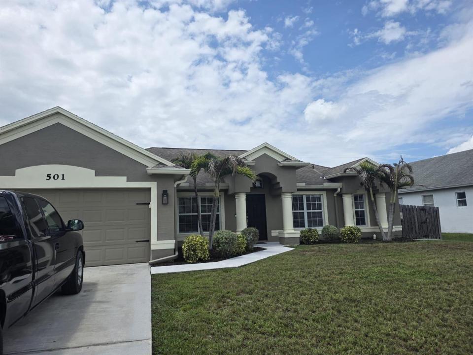 501 SW Fifer Avenue, Port St. Lucie, Floride 34953, États-Unis