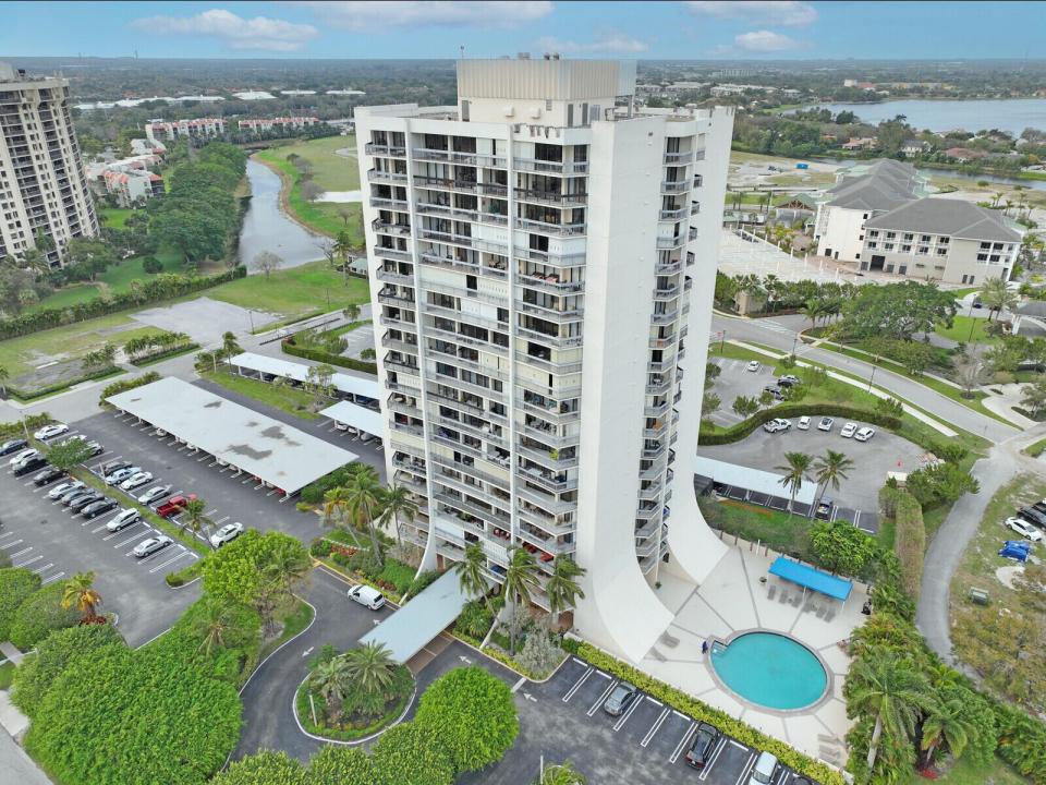 2400 Presidential Way 401, West Palm Beach, Florida 33401, Stati Uniti