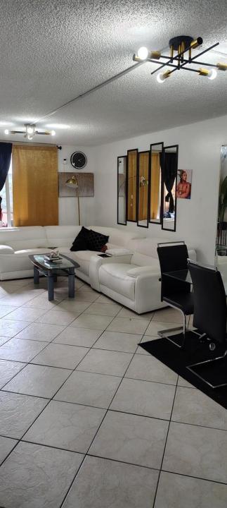 3141 NW 47th Terrace 332, Lauderdale Lakes, Florida 33319, Stati Uniti