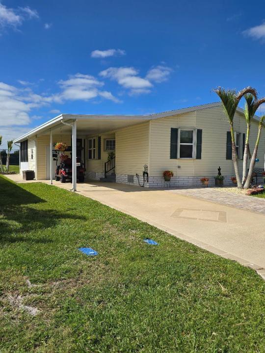 337 Seahorse Terrace, Fort Pierce, Florida 34982, USA