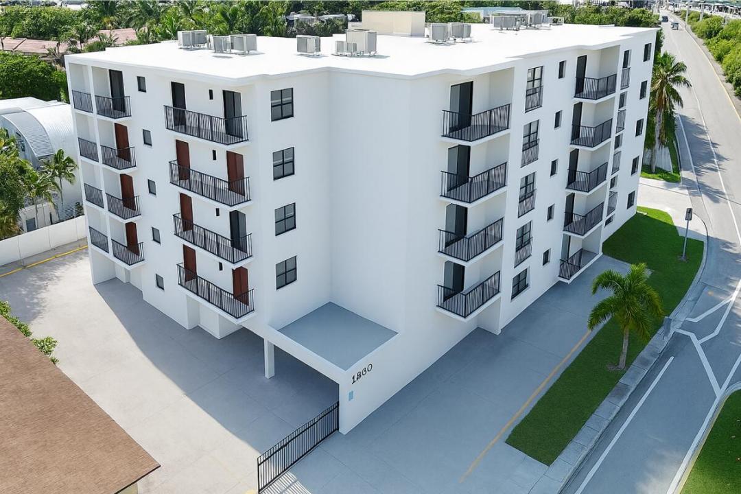 3300 S Dixie Highway 503, Miami, Florida 33133, Stati Uniti