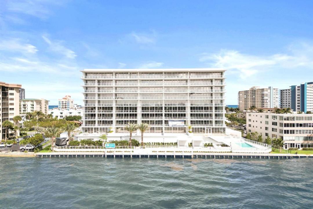 407 N Riverside Drive 203, Pompano Beach, Florida 33062, USA