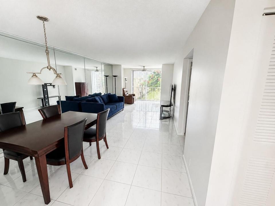 14307 Bedford Drive 302, Delray Beach, Floride 33446, États-Unis
