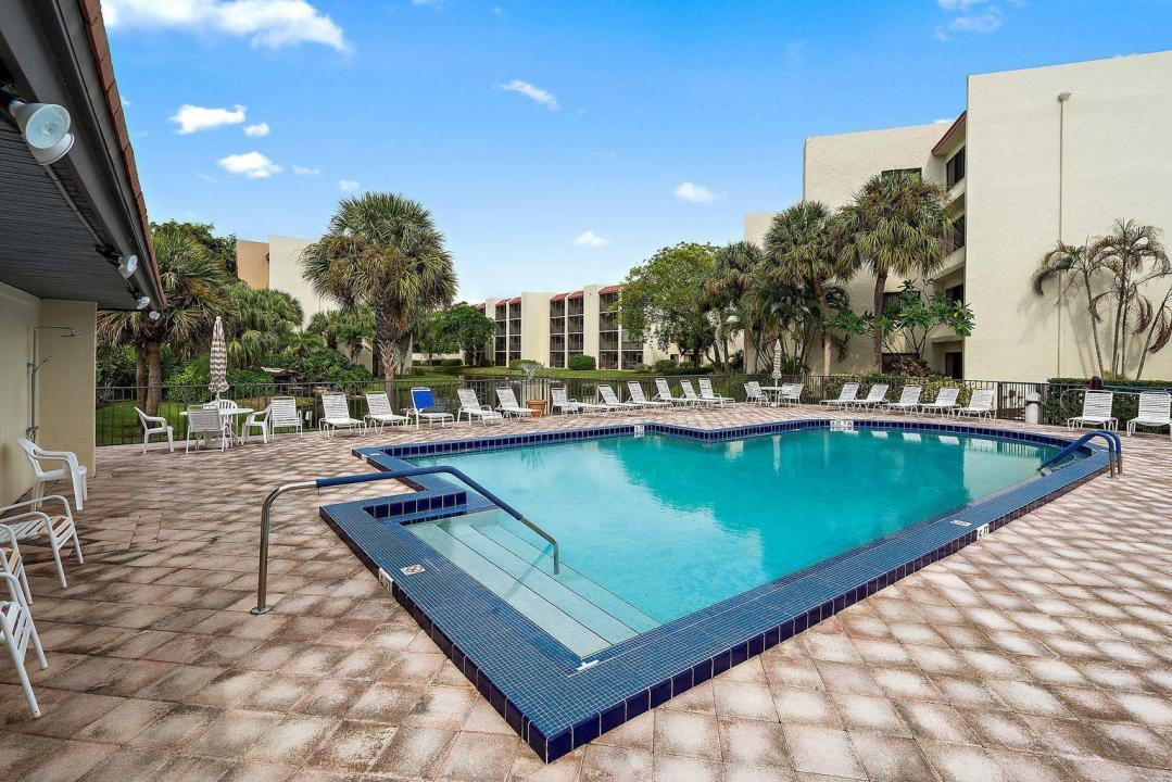 1605 Us-1 E301, Jupiter, Florida 33477, USA