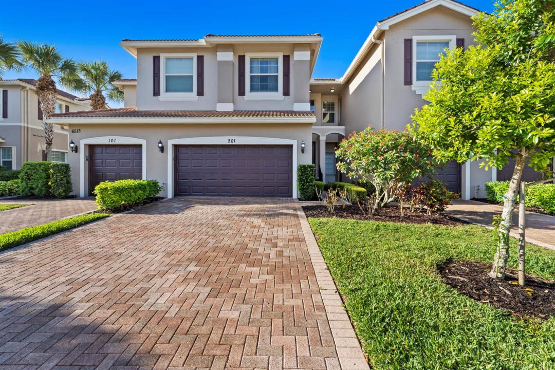 6513 Monterey Point 201, Naples, Floride 34105, États-Unis