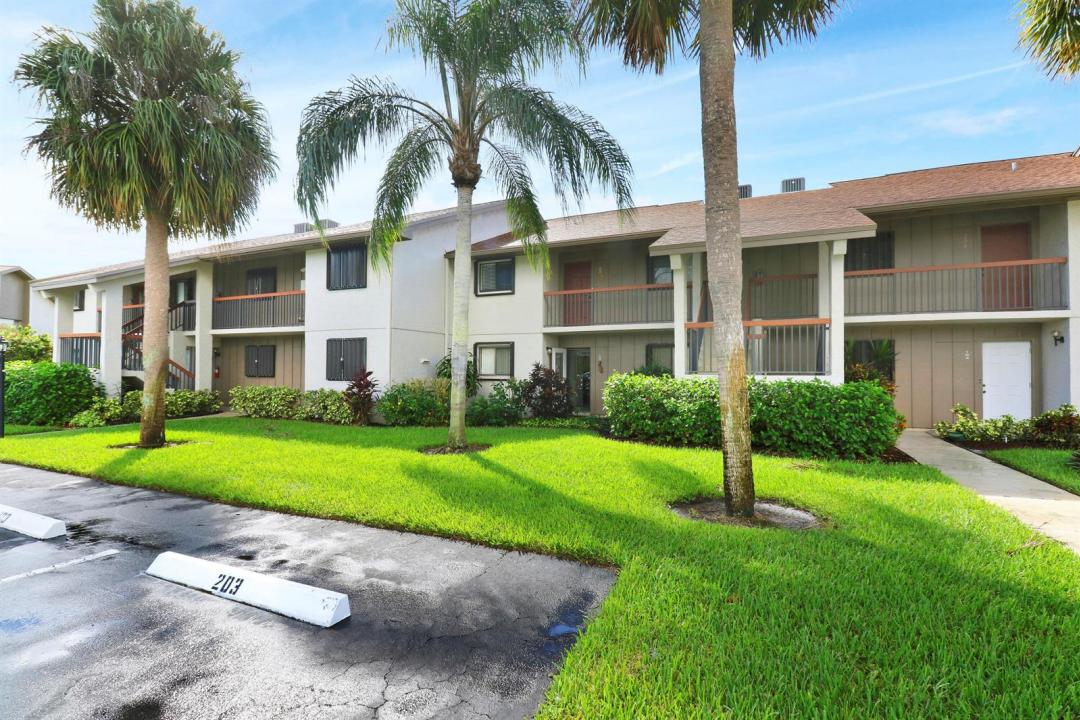 1600 NE Dixie Highway 10-203, Jensen Beach, Floride 34957, États-Unis