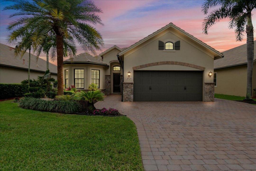 3704 Siena Circle, Wellington, Florida 33414, USA