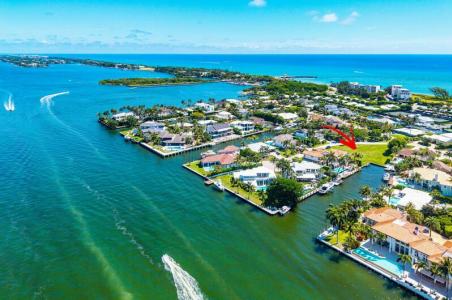 103 Bonito Drive, Ocean Ridge, Florida 33435, USA