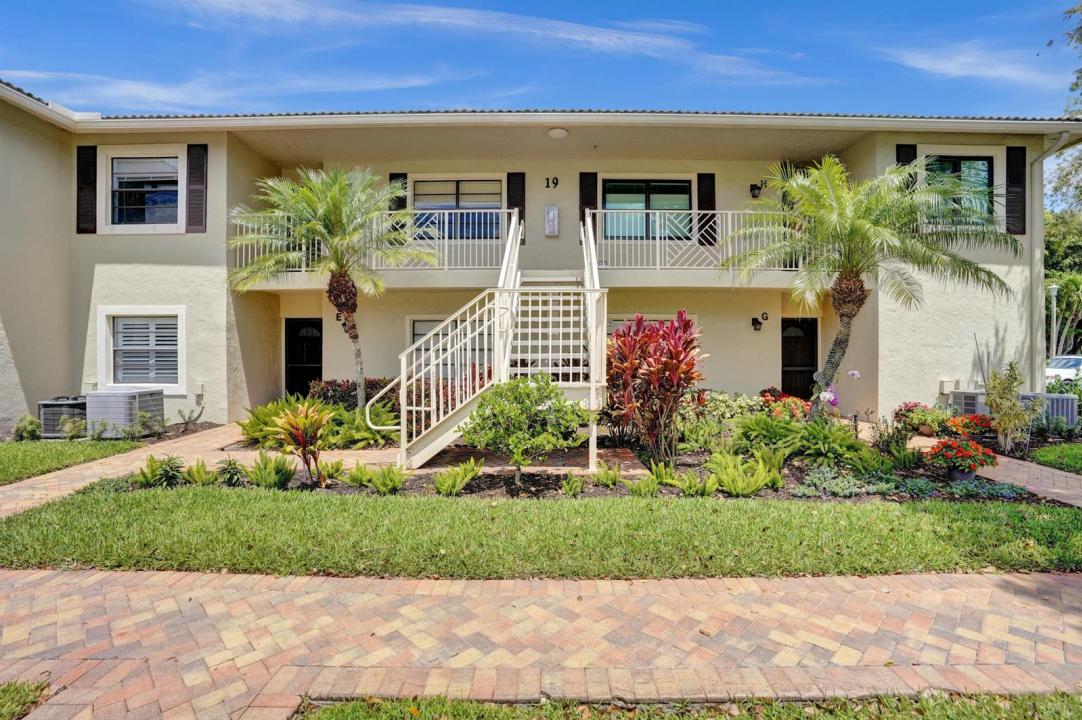 19 Stratford E Drive Unit F, Boynton Beach, Floride 33436, États-Unis