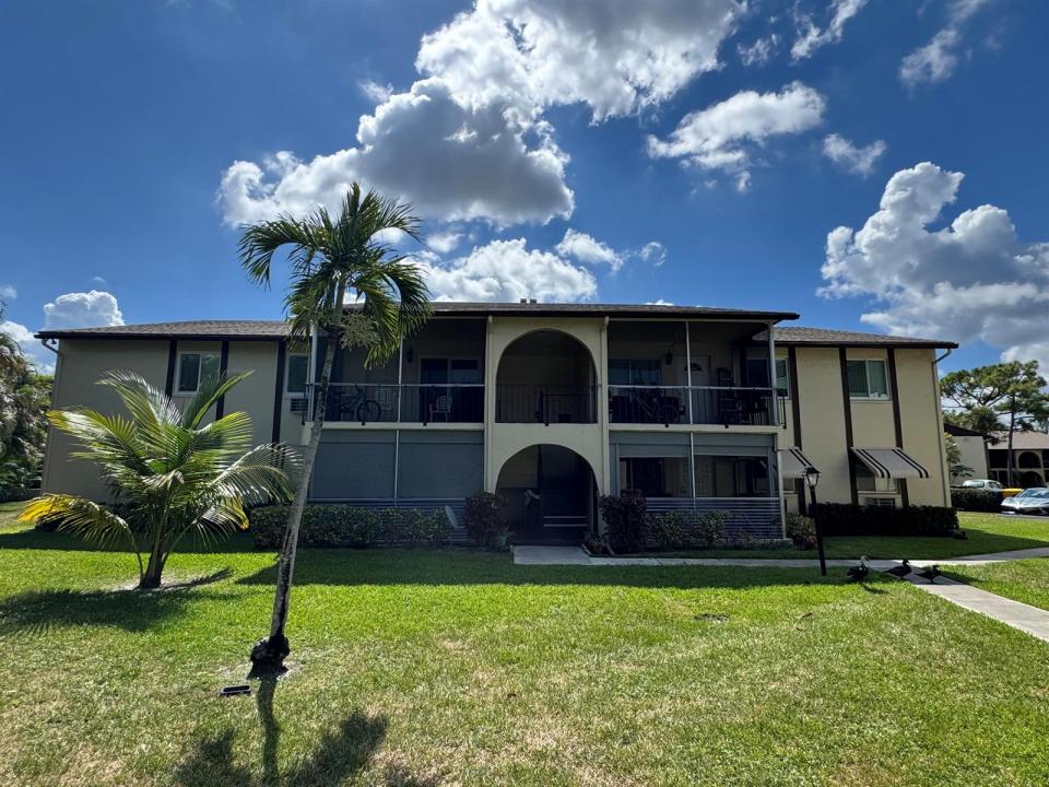 5817 La Pinata Boulevard C-1, Florida 33463, USA