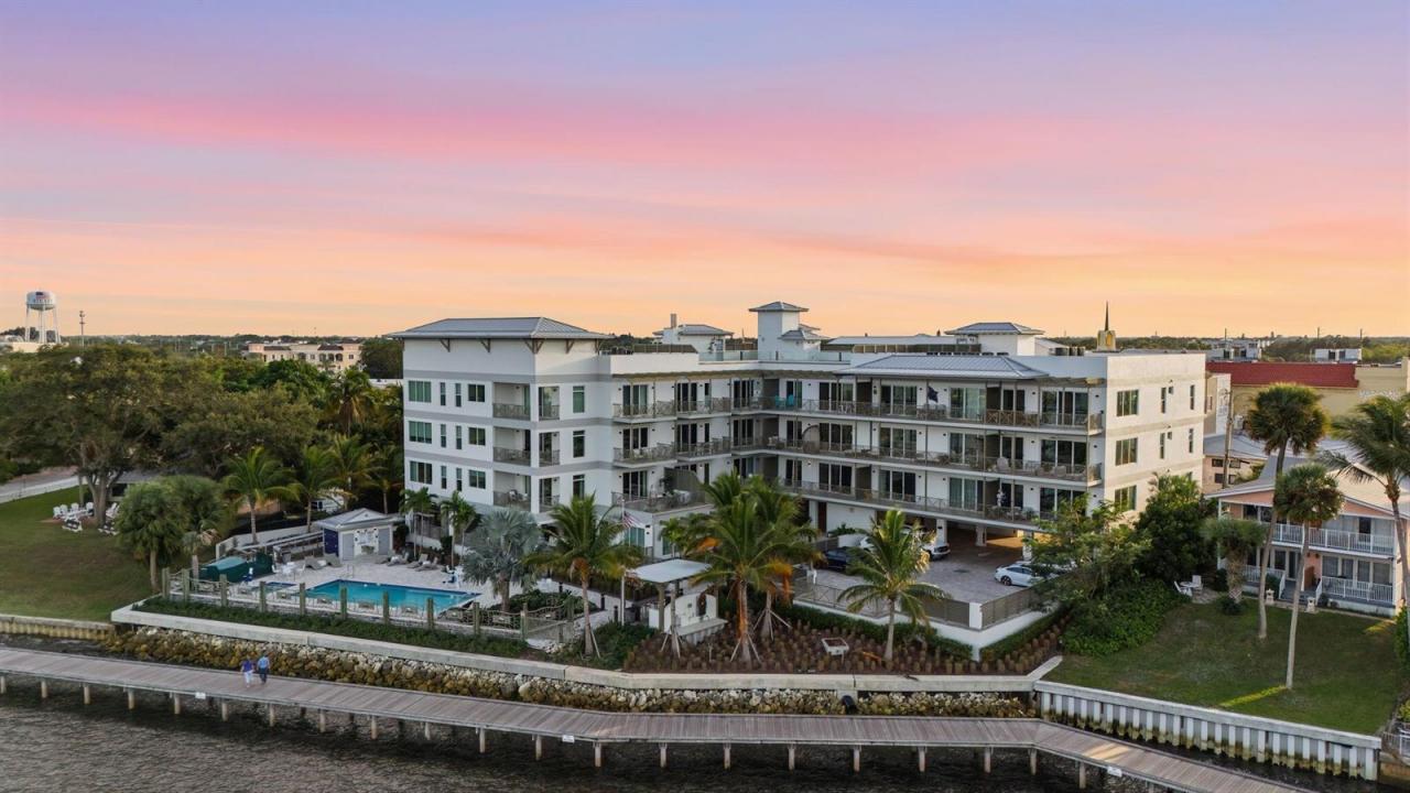 41 SW Seminole Street 204, Stuart, Floride 34994, États-Unis