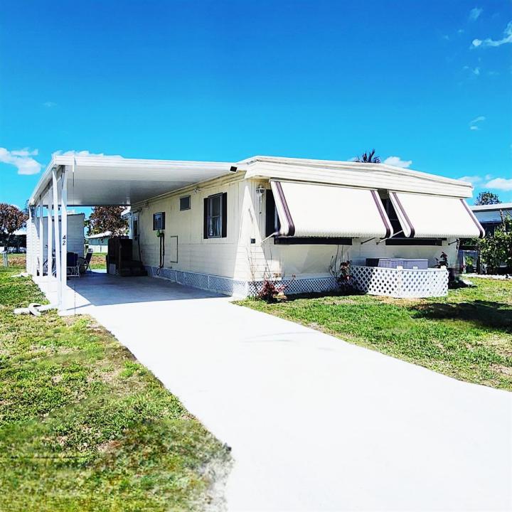 42 SE Spanish Way, Port St. Lucie, Floride 34952, États-Unis