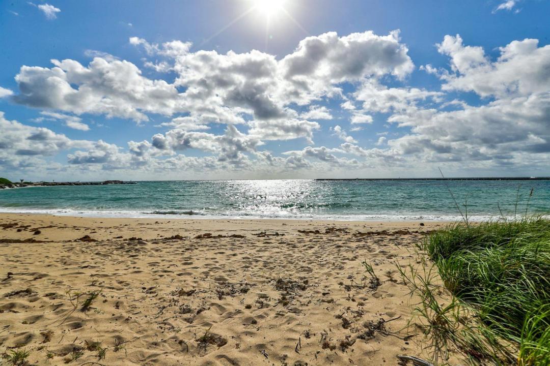 2100 S Ocean Drive 7-cd, Fort Lauderdale, Florida 33316, USA