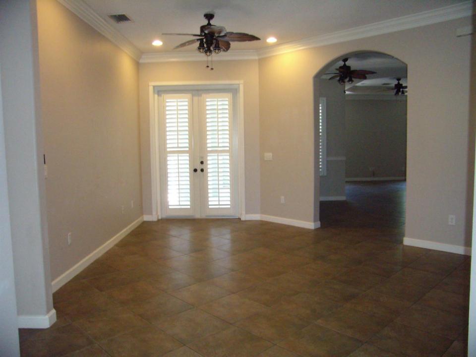 4225 SW Ragen Street, Port St. Lucie, فلوريدا 34953, الولايات المتحدة