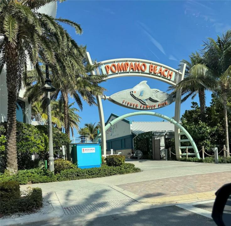 111 Briny Avenue 26-11, Pompano Beach, Floride 33062, États-Unis