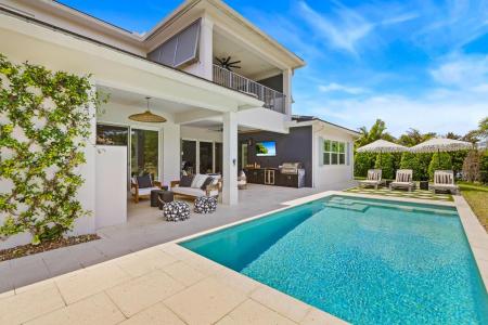 2465 NE Evinrude Circle, Jensen Beach, Florida 34957, Stati Uniti