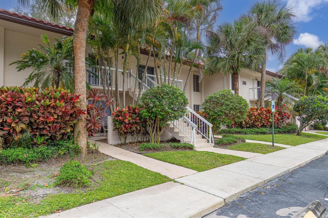 260 NW 67th Street A203, Boca Raton, Florida 33487, USA