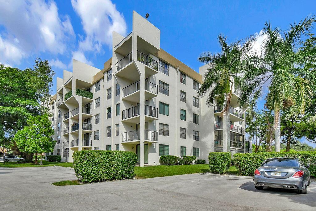 6190 Woodlands Boulevard 312, Tamarac, Floride 33319, États-Unis