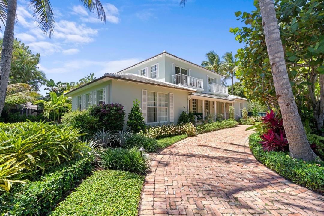 1554 N Ocean Way, Palm Beach, Florida 33480, USA