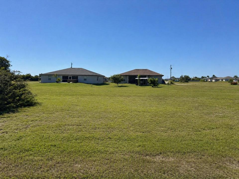 3242 NW 41st Avenue, Cape Coral, Floride 33993, États-Unis