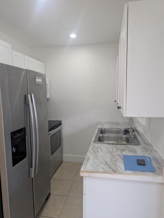 2209 NW 6th Street 1, Fort Lauderdale, Florida 33311, Amerika Birleşik Devletleri