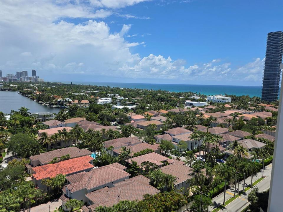 19390 Collins Avenue 1622, Sunny Isles Beach, Floride 33160, États-Unis