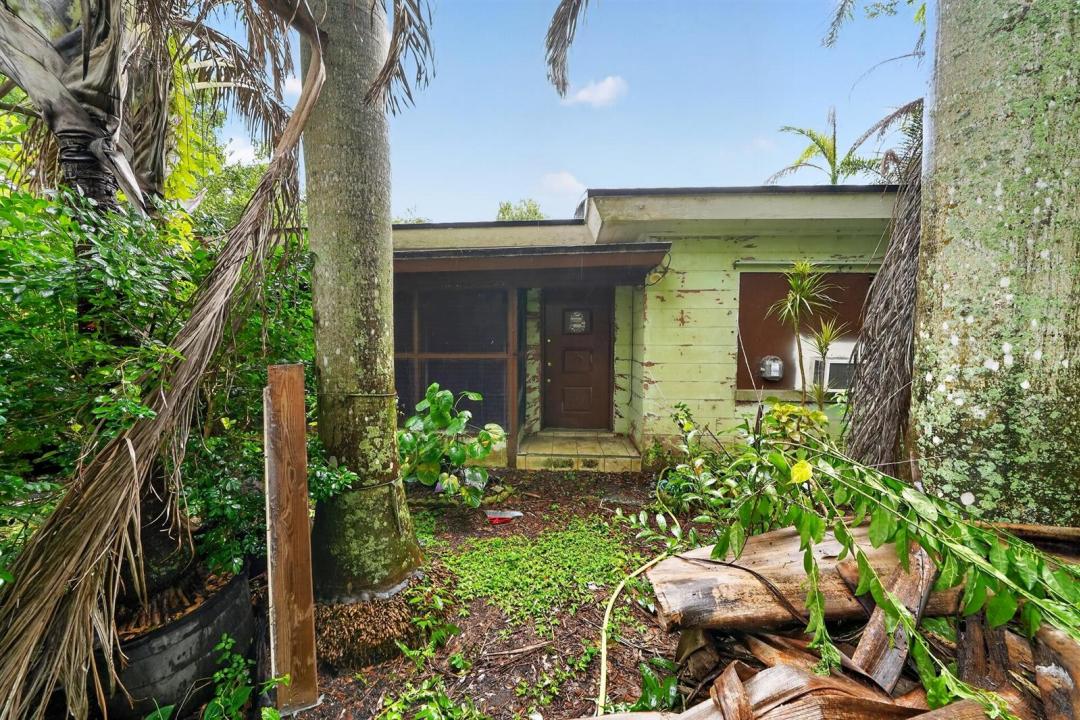 9290 Orange Avenue, Fort Pierce, Floride 34945, États-Unis