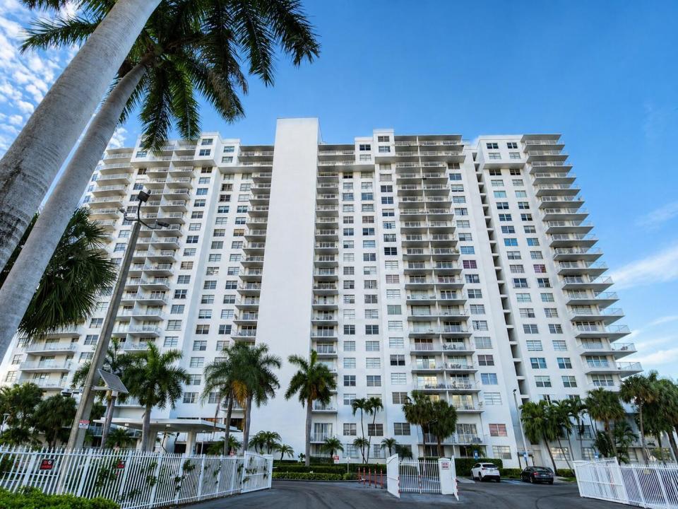 2801 NE 183rd Street Unit 1502w, Aventura, Floride 33160, États-Unis