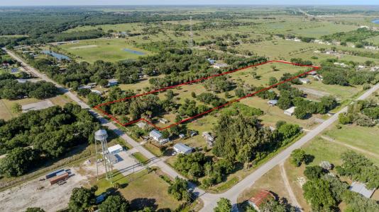 1100 Red Barn Rd N W, Moore Haven, Florida 33471, USA
