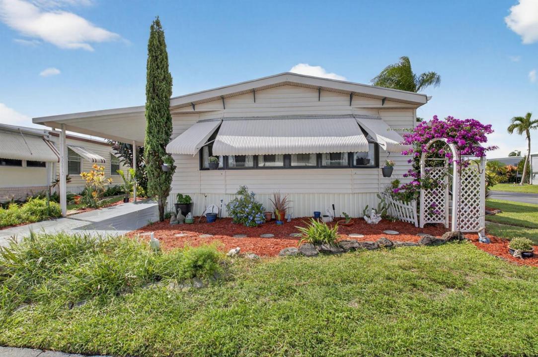 50012 Hacha, Boynton Beach, Floryda 33436, USA