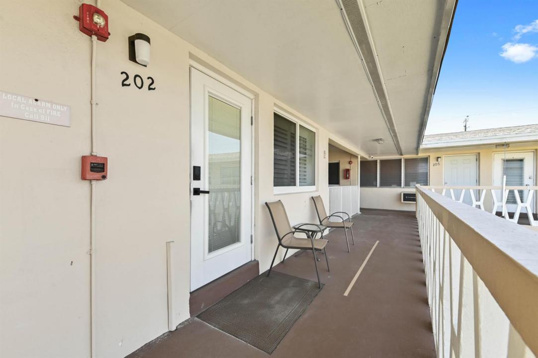 900 Atlantic Shores Boulevard 202, Hallandale Beach, Florida 33009, Stati Uniti