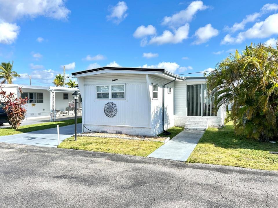 3233 State Street, Hollywood, Floride 33021, États-Unis