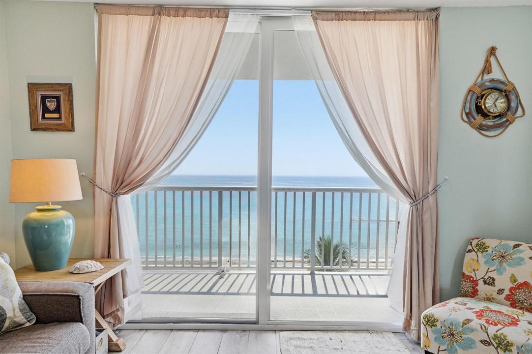 400 N Surf Road 704, Hollywood, Floride 33019, États-Unis