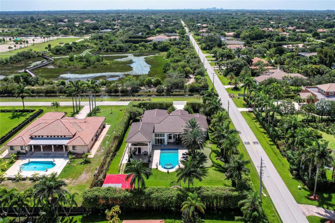 1203 NW 121st Avenue, Plantation, Floride 33323, États-Unis