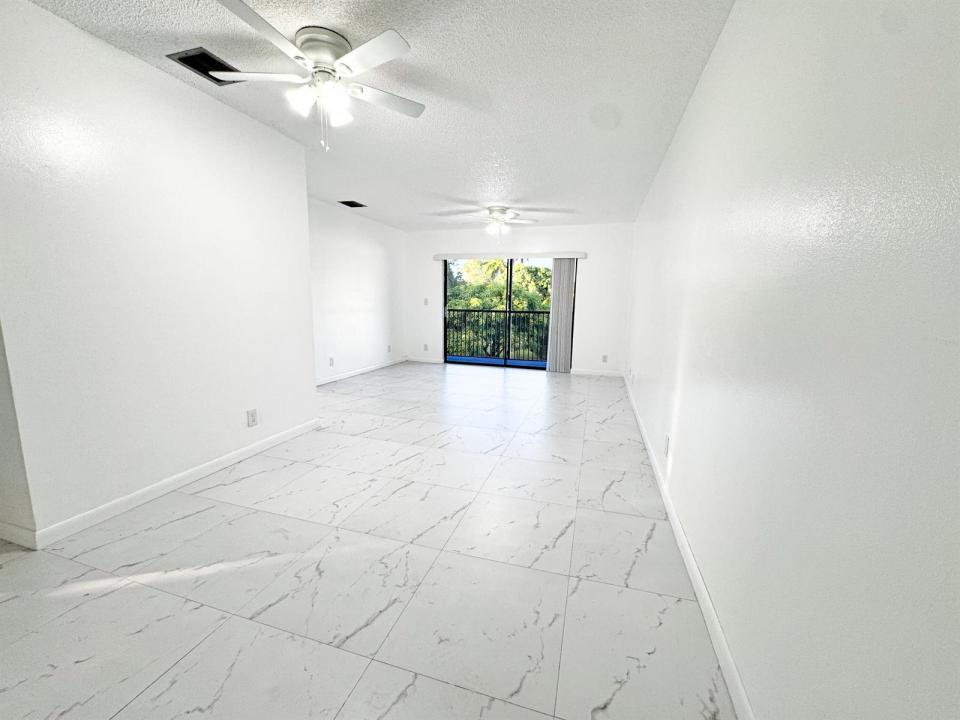 10687 Royal Palm Boulevard, Coral Springs, Floride 33065, États-Unis